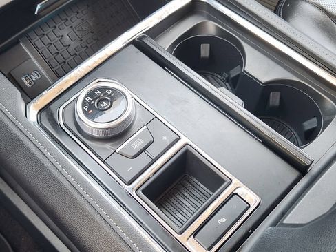 Used 2022 Ford Expedition XLT RWD image 18