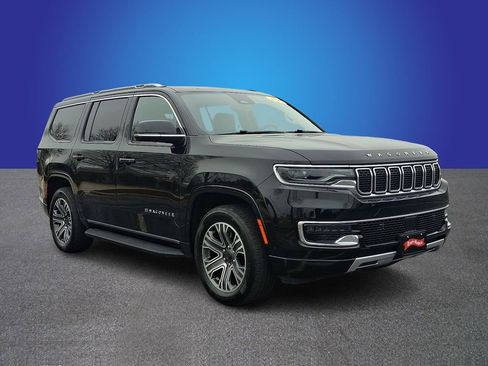 Used 2024 Jeep Wagoneer Series II image 3