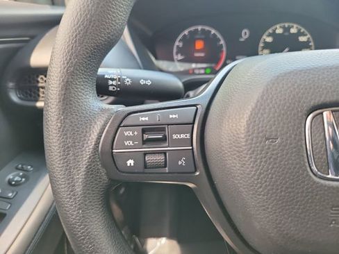 Used 2024 Honda HR-V LX image 15