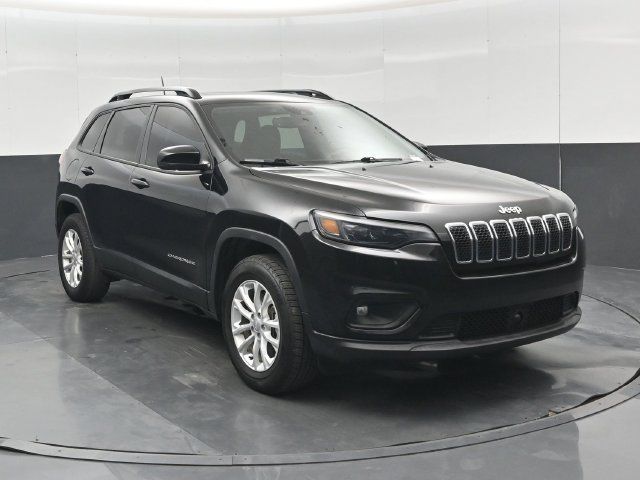 Used 2022 Jeep Cherokee Latitude Lux w/ Sun & Sound Group AWD/4WD image 1