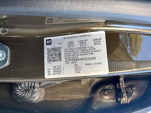 Used 2023 GMC Canyon AT4 w/ Technology Package image 32