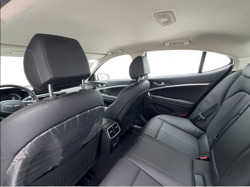 Used 2026 Genesis G70 2.5T RWD image 21