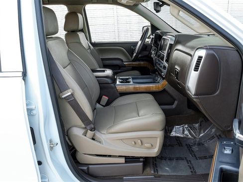 Used 2017 GMC Sierra 1500 SLT image 31