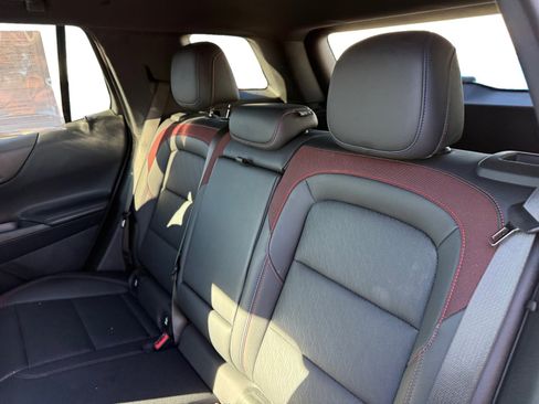 Used 2025 Chevrolet Equinox RS image 16