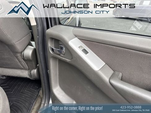 Used 2011 Nissan Pathfinder SV w/ Protection Pkg image 39