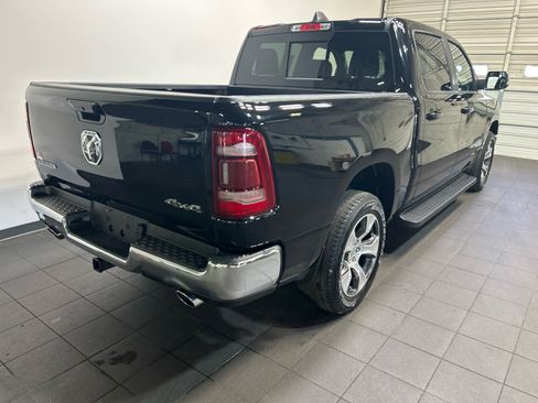 Used 2024 RAM 1500 Laramie AWD/4WD image 3