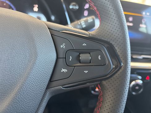 New 2026 Chevrolet Trax RS w/ Driver Confidence Package image 28