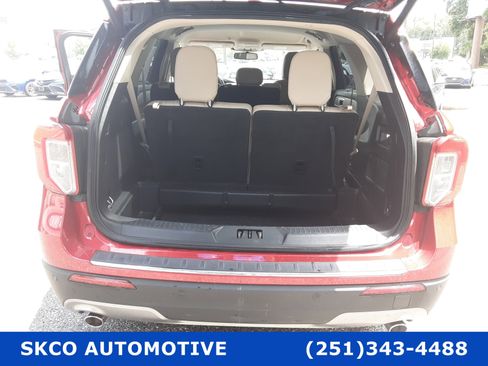 Used 2023 Ford Explorer Limited image 21