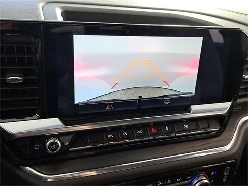 Used 2023 GMC Sierra 1500 SLT w/ SLT Premium Package image 29