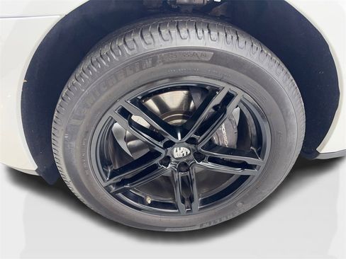 Used 2023 Porsche Macan Turbo image 87