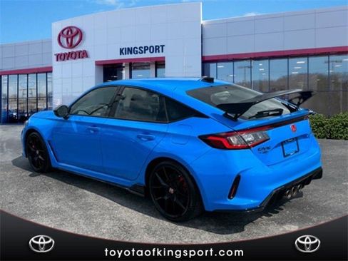 Used 2024 Honda Civic Type R image 3