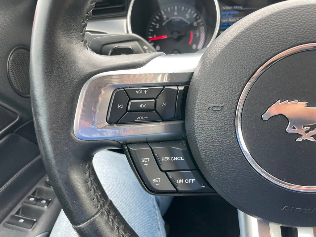 Used 2018 Ford Mustang Premium RWD image 21