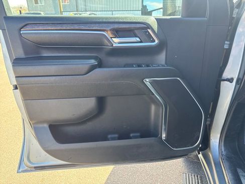 Used 2024 GMC Sierra 2500 SLE image 10