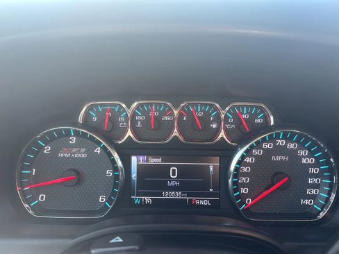 Used 2018 Chevrolet Silverado 1500 LT w/ Texas Edition AWD/4WD image 2