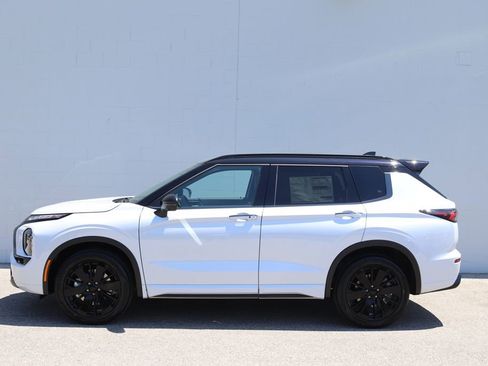 New 2026 Mitsubishi Outlander SEL Black Edition AWD/4WD image 18
