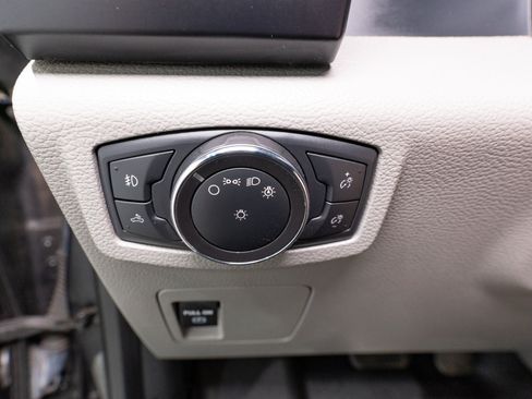 Used 2018 Ford F150 XL w/ Equipment Group 101A Mid AWD/4WD image 28