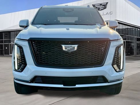 New 2026 Cadillac Escalade ESV Sport w/ LPO, ONYX Package image 4