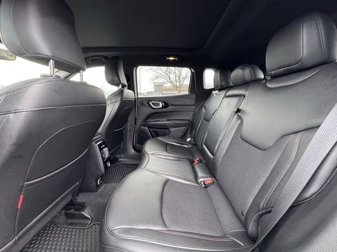 Used 2024 Jeep Compass Trailhawk w/ Sun and Sound Group image 10