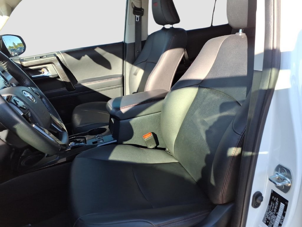 Used 2024 Toyota 4Runner TRD Off-Road Premium w/ Moonroof Package AWD/4WD image 15