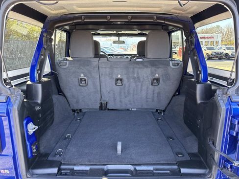 Used 2020 Jeep Wrangler Unlimited Sahara w/ Dual Top Group image 25