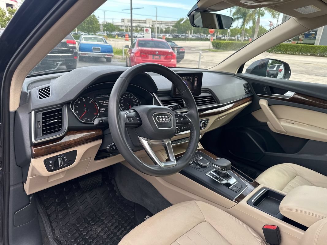 Used 2018 Audi Q5 2.0T Premium Plus w/ Premium Plus Package AWD/4WD image 14