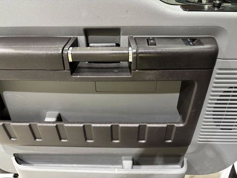 Used 2016 Ford F350 XL w/ Power Equipment Group image 16