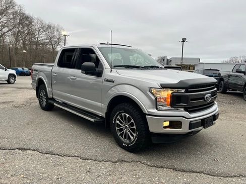Used 2018 Ford F150 XLT w/ Equipment Group 302A Luxury image 4