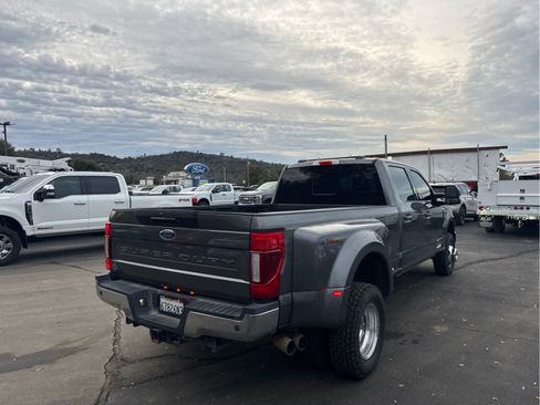 Used 2022 Ford F350 Lariat w/ Lariat Ultimate Package image 5