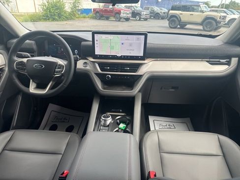 New 2025 Ford Explorer Active w/ Active Comfort Package image 16