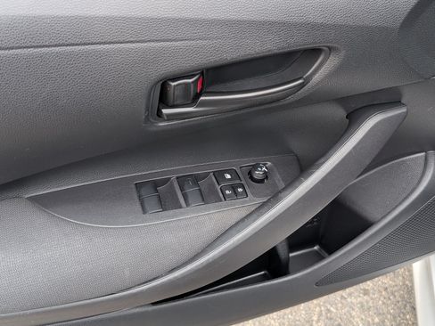 Used 2024 Toyota Corolla LE FWD image 15