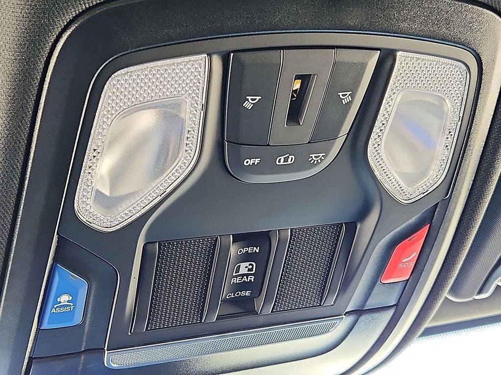 Used 2026 RAM 3500 Tradesman AWD/4WD image 25