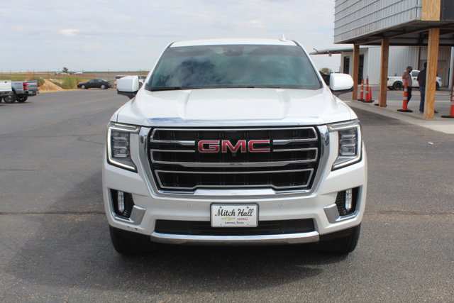 Used 2024 GMC Yukon SLT w/ SLT Luxury Package AWD/4WD image 12