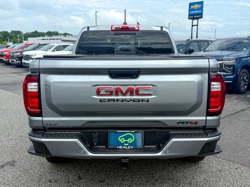Certified 2023 GMC Canyon AT4 w/ AT4 Premium Package AWD/4WD image 6