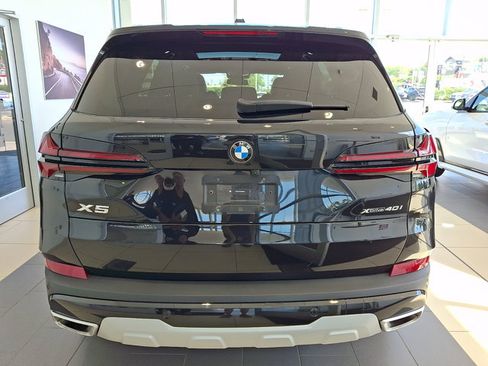 Certified 2024 BMW X5 xDrive40i w/ Premium Package AWD/4WD image 5