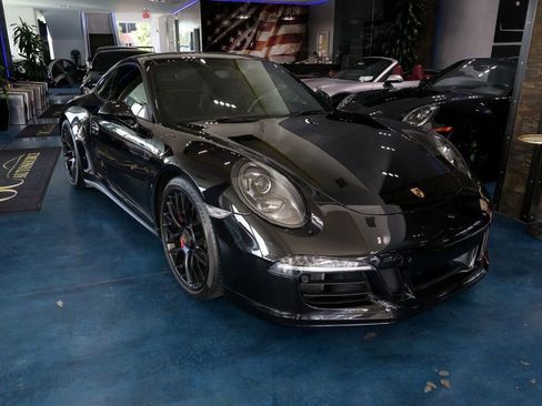 Used 2016 Porsche 911 Carrera 4 GTS image 1