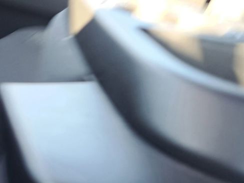 Used 2025 Chevrolet Silverado 1500 LT image 17