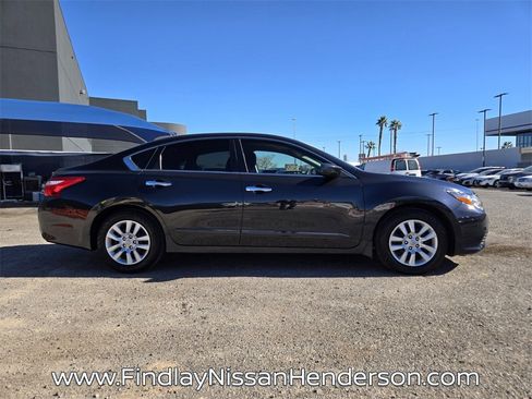 Used 2017 Nissan Altima 2.5 S w/ Power Driver Seat Package image 7