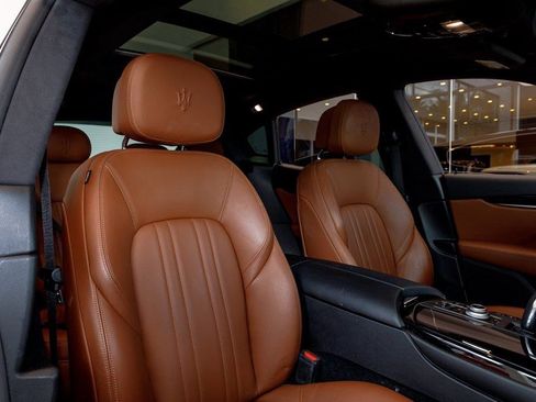 Certified 2022 Maserati Levante GT image 39