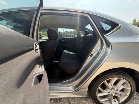 Used 2014 Nissan Sentra SR w/ SR Driver Package FWD image 26