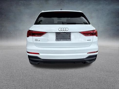 Used 2025 Audi Q3 2.0T Premium AWD/4WD image 4