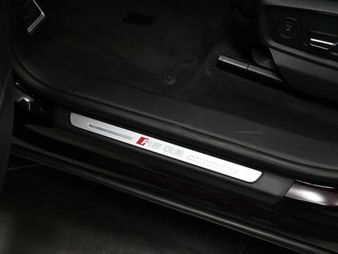 Used 2021 Audi RS Q8 w/ Carbon Optic Package AWD/4WD image 23