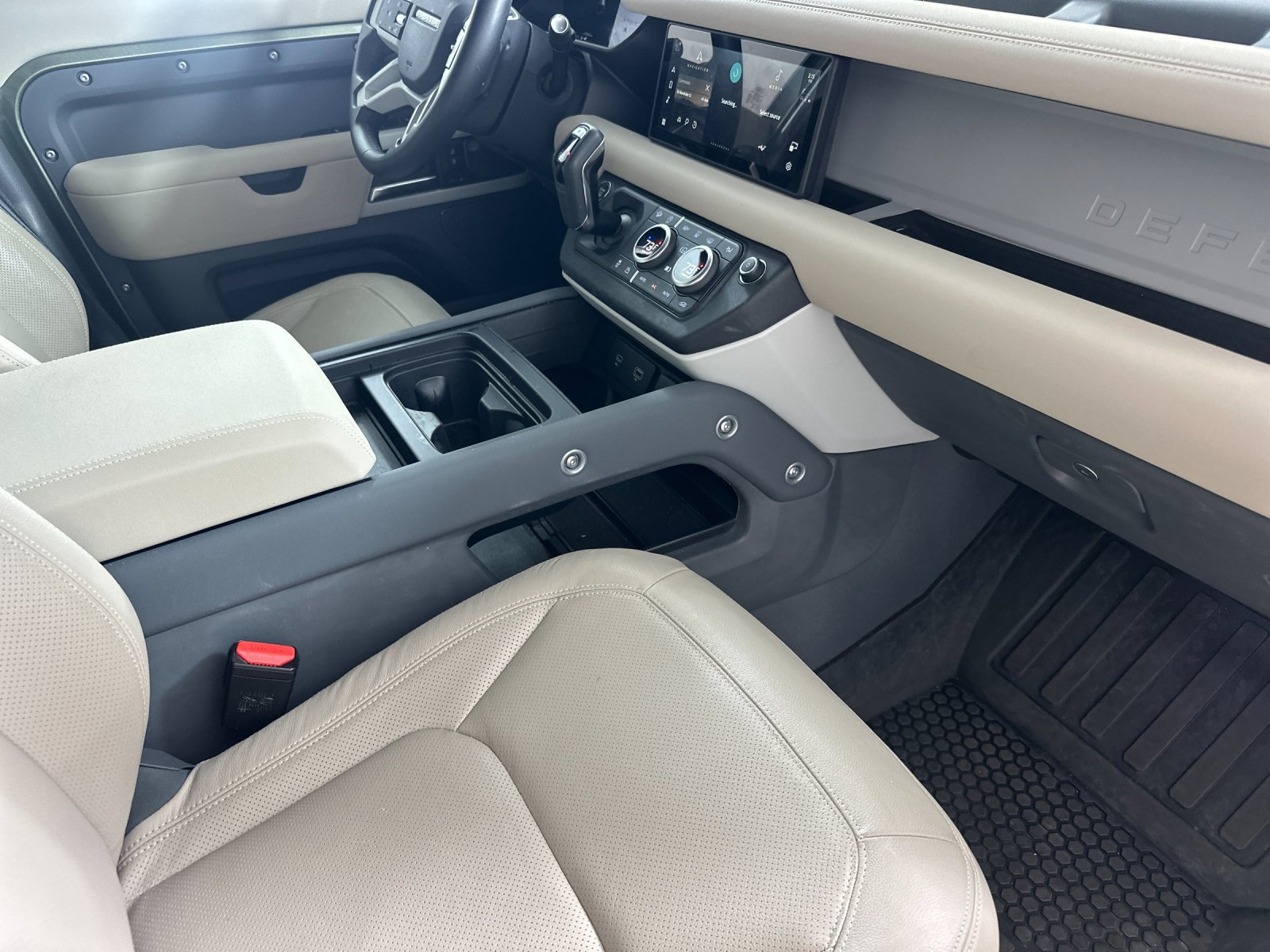 Used 2023 Land Rover Defender 110 S AWD/4WD image 16