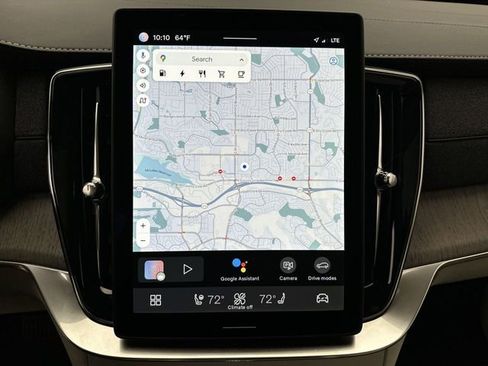 Certified 2025 Volvo XC90 T8 Ultra w/ Lounge Package image 18