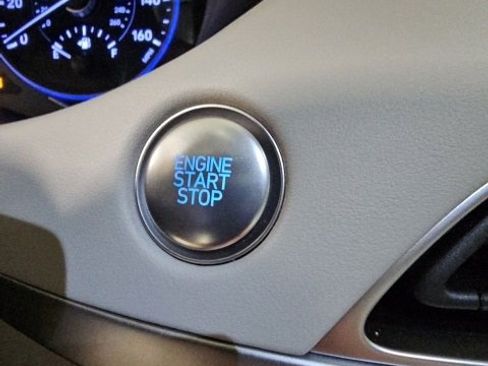 Used 2022 Hyundai Palisade SEL w/ Premium Package image 23