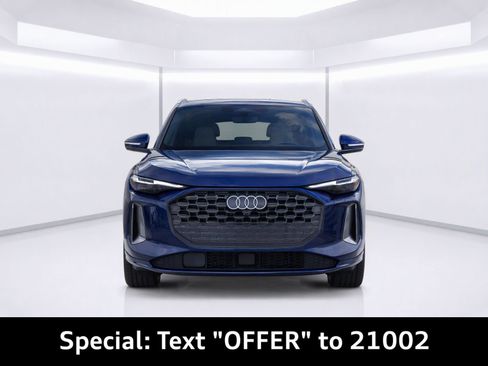 Certified 2025 Audi Q5 Prestige AWD/4WD image 5
