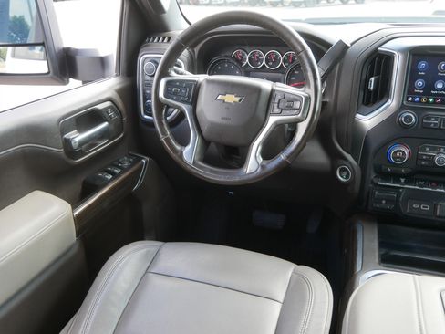 Used 2020 Chevrolet Silverado 3500 LT w/ Convenience Package AWD/4WD image 9