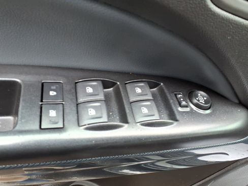 Used 2020 Chevrolet Colorado Z71 image 14