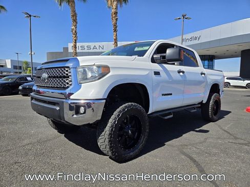 Used 2019 Toyota Tundra SR5 w/ Convenience Package AWD/4WD image 2