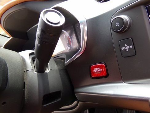 Used 2017 Chevrolet Corvette Z06 RWD image 17
