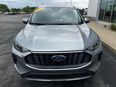 Used 2023 Ford Escape Active w/ Tech Pack #2 AWD/4WD image 3